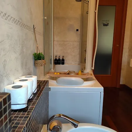Homestay Cozy Shared Flat Bonate di Sopra